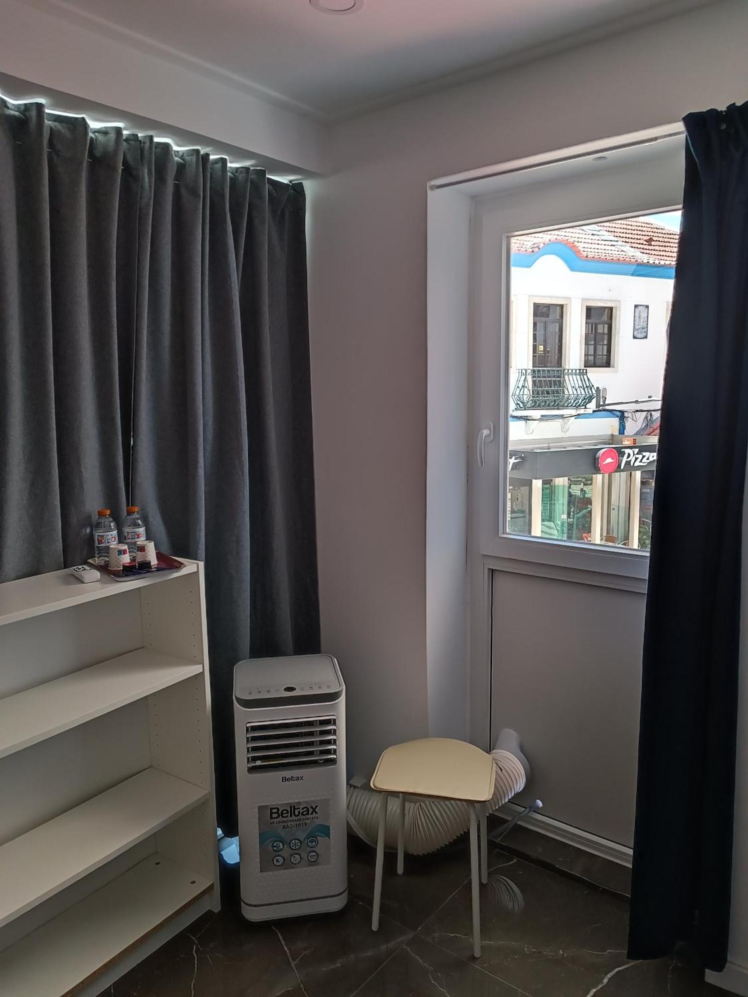 Plaza Caparica Hostel Costa de Caparica Ngoại thất bức ảnh
