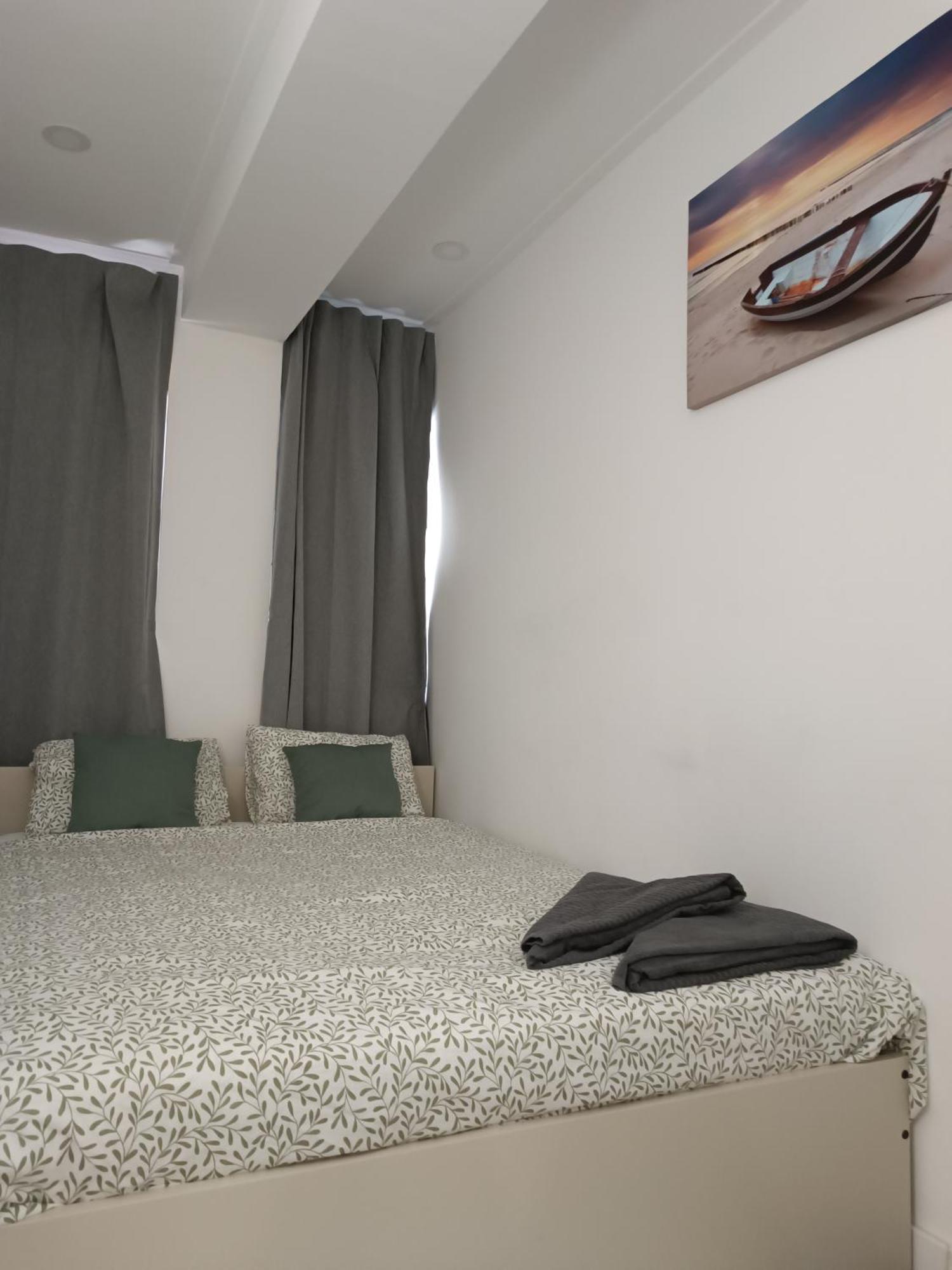 Plaza Caparica Hostel Costa de Caparica Ngoại thất bức ảnh